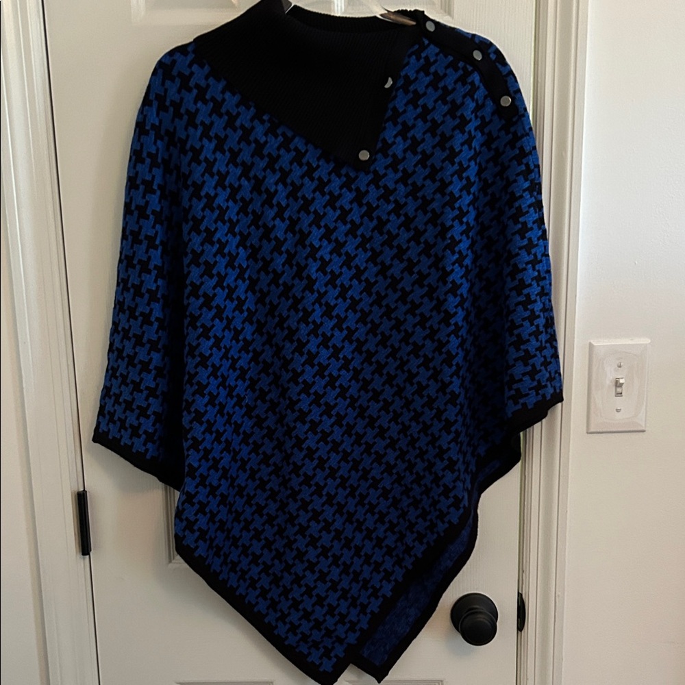 Chico's Blue and Black Houndstooth Cape